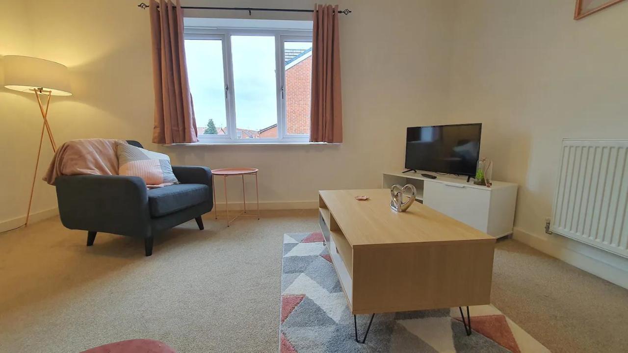 Rest&recharge @ Robert Hall House By Mediacity Holiday home Manchester